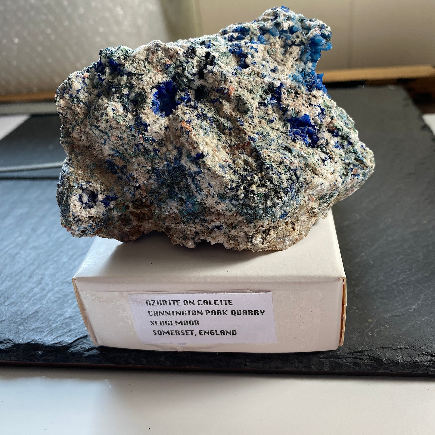 AZURITE [ETC] OPN CALCITE FROM CANNINGTON PARK QUARRY, SOMERSET 369g MF1826