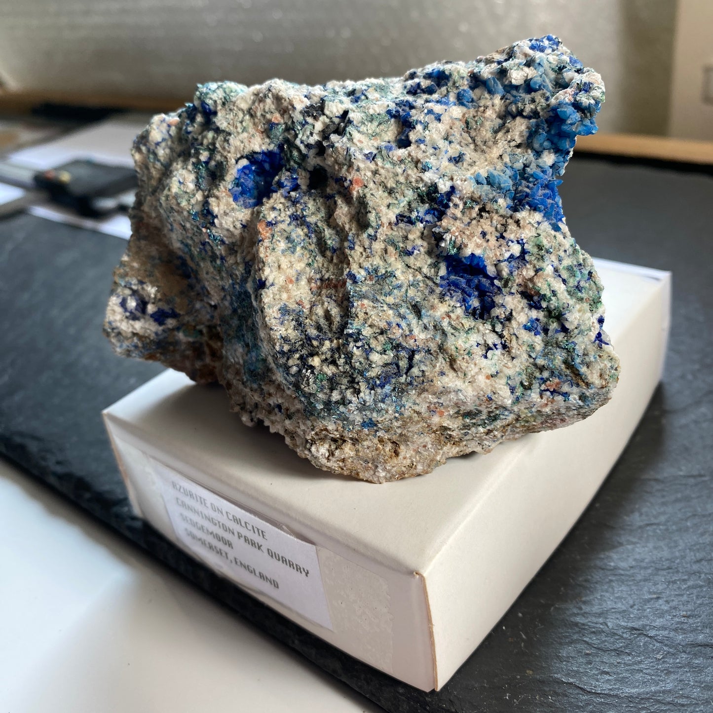 AZURITE [ETC] OPN CALCITE FROM CANNINGTON PARK QUARRY, SOMERSET 369g MF1826