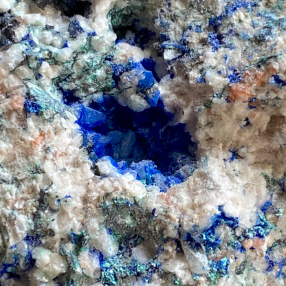 AZURITE [ETC] OPN CALCITE FROM CANNINGTON PARK QUARRY, SOMERSET 369g MF1826