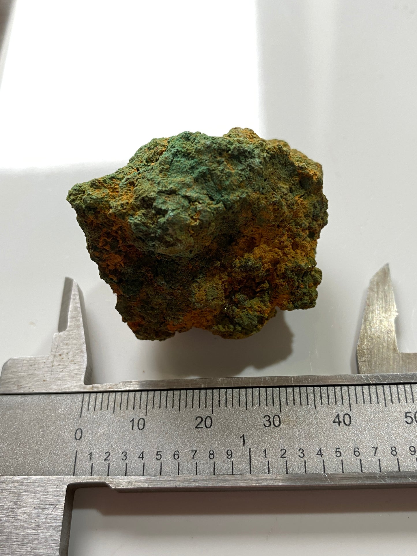 PYROMORPHITE : OLD SADDLEBACK MINE, BLENCATHRA, CUMBRIA, ENGLAND 31g. MF5054