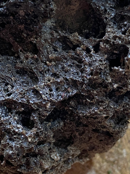 RETICULATE LAVA : MOUNT RUAPEHU, TAUPU VOLCANIC ZONE, NORTH ISLAND, NEW ZEALAND. 50g MF5055