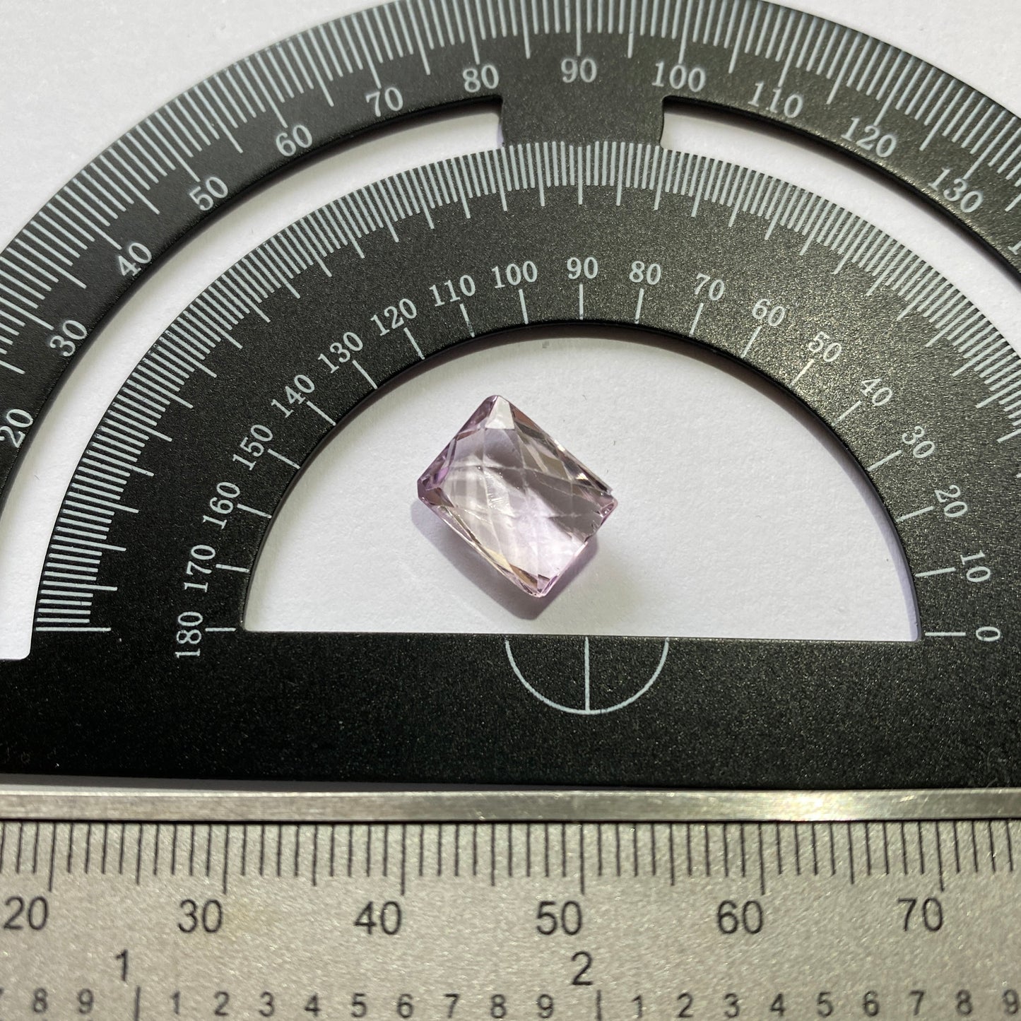 KUNZITE SPODUMENE NATURAL GEMSTONE - KUNAR, AFGHANISTAN. 5.42Ct MFG5092