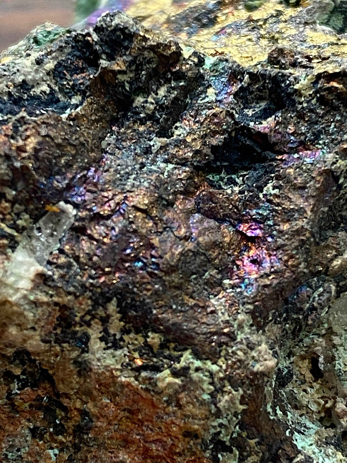 CHALCOPYRITE/BORNITE [ETC] : SOTH TOLCARNE MINE, CAMBORNE, CORNWALL, 72g. MF5057