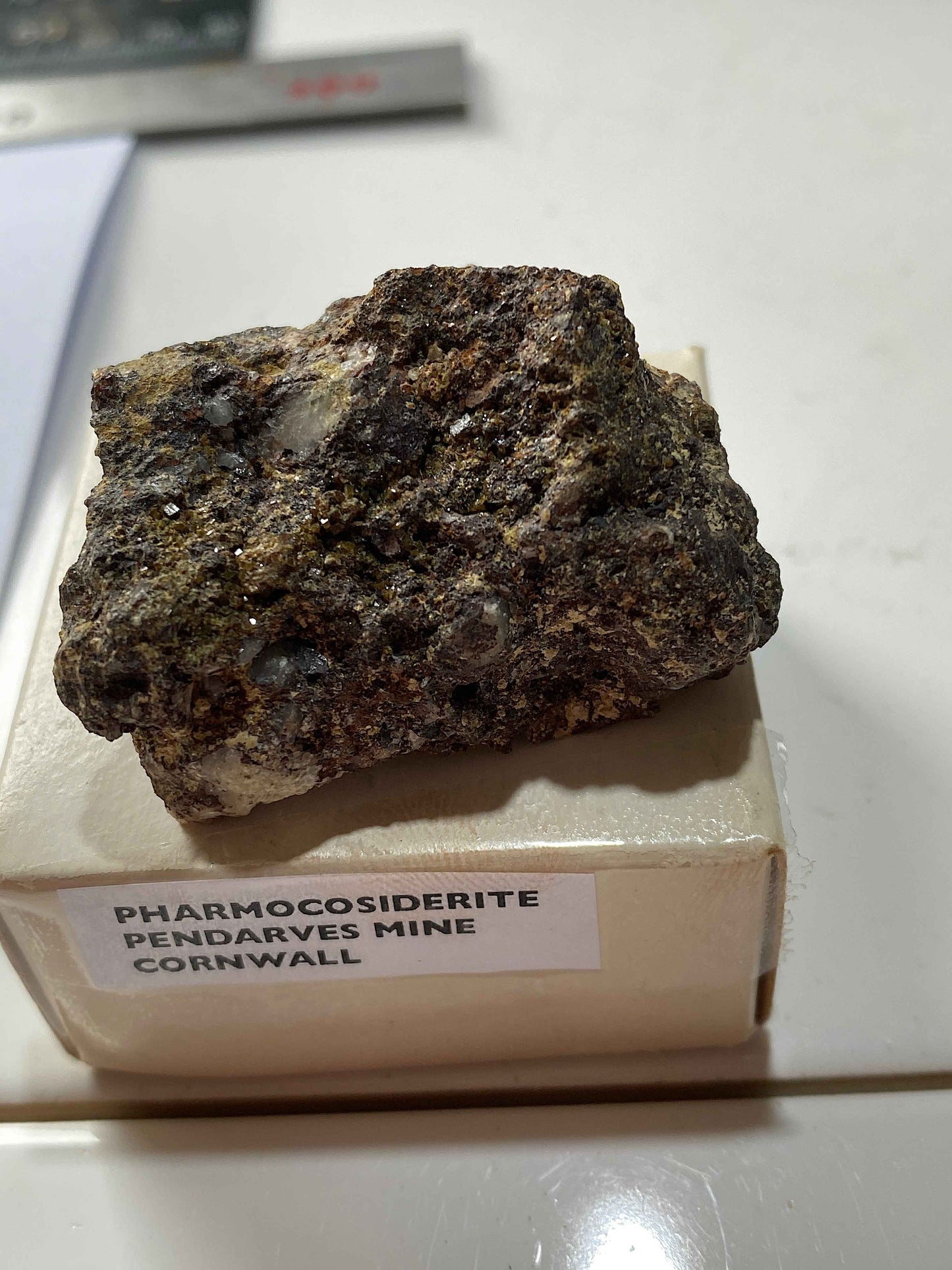PHARMACOSIDERITE [ETC] : PENDARVES MINE, KILLIVOSE, CAMBORNE, CORNWALL  42g MF5059