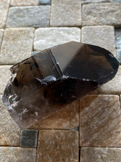 SMOKE QUARTZ CRYSTAL : MOUNT IDA, ARKANSAS, U.S.A.  95g. MF5060