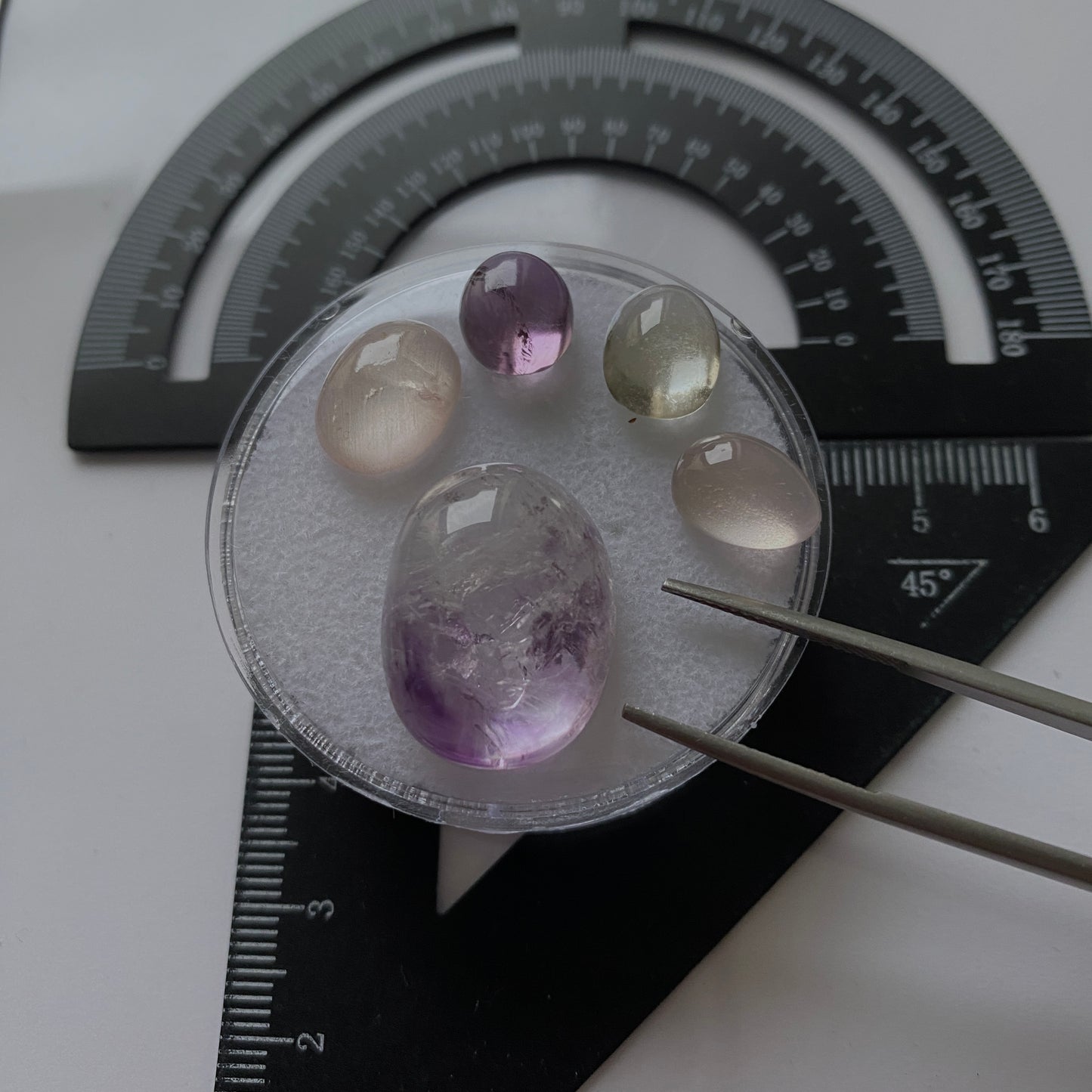 QUARTZ GEMSTONE SELECTION - ITINGA,  MINAS GERAIS, BRAZIL TOTAL 40.10Ct MFG5423