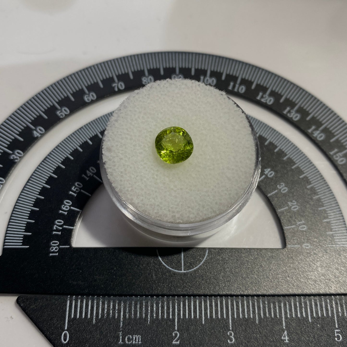 PERIDOT NATURAL GEMSTONE - MOGOK, MANDALAY, BURMA 1.60Ct MFG5407