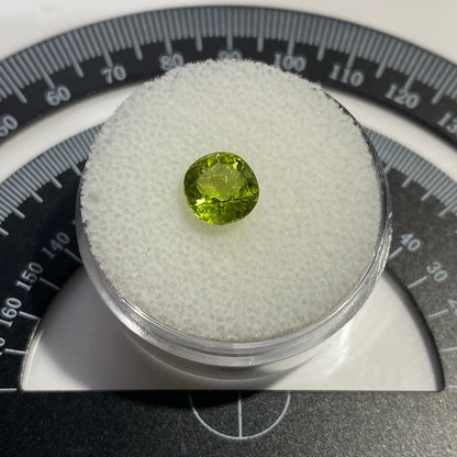 PERIDOT NATURAL GEMSTONE - MOGOK, MANDALAY, BURMA 1.60Ct MFG5407