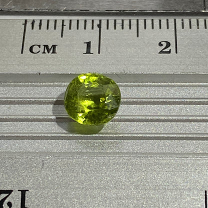 PERIDOT NATURAL GEMSTONE - MOGOK, MANDALAY, BURMA 1.60Ct MFG5407
