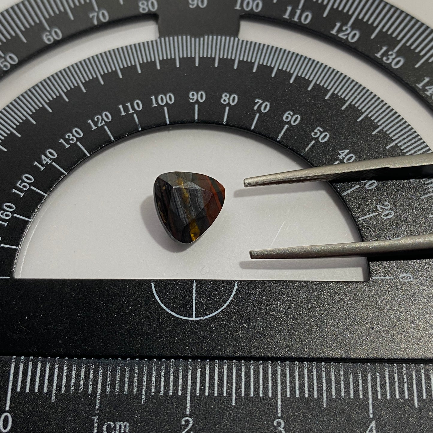 TIGERS EYE GEMSTONE - NORTHERN CAPE, SOUTH AFRICA. 3.11Ct mfg5306