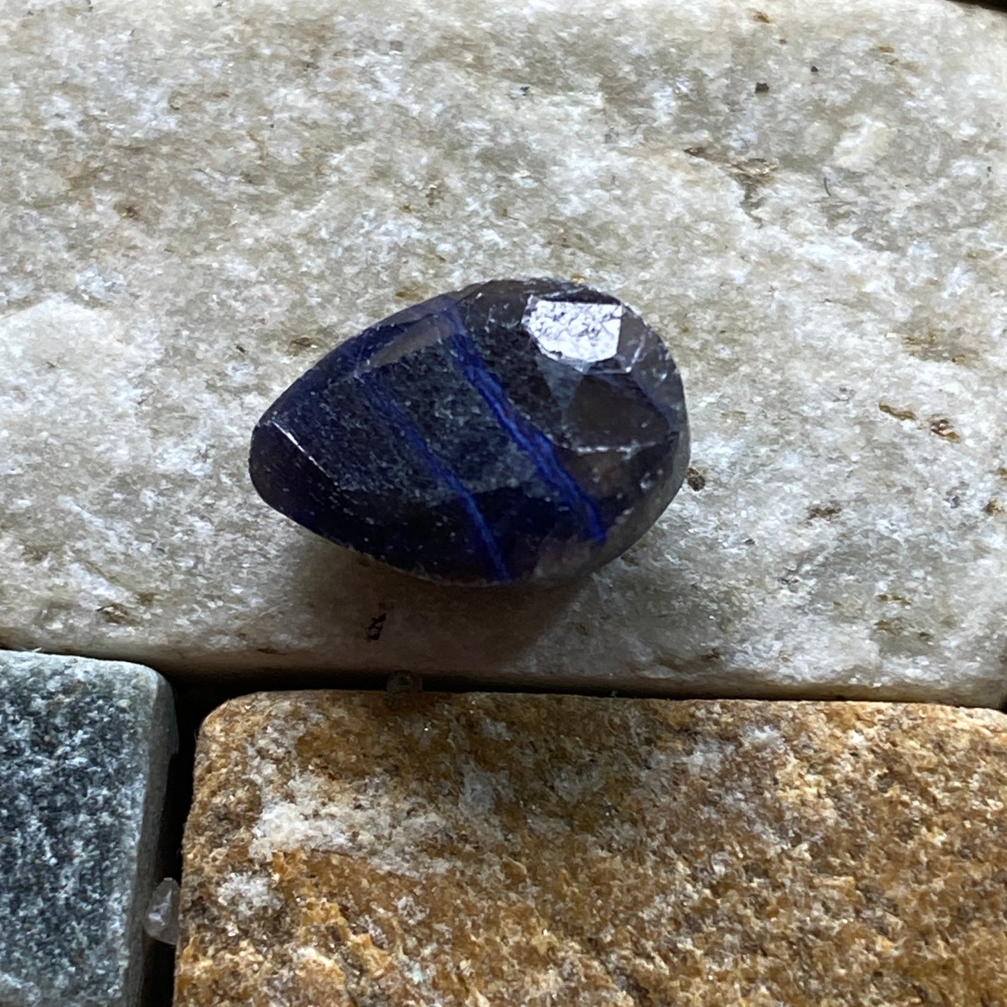 SAPPHIRE CORUNDUM NATURAL GEMSTONE - KASHMI, INDIA  6.20Ct  MFG5096