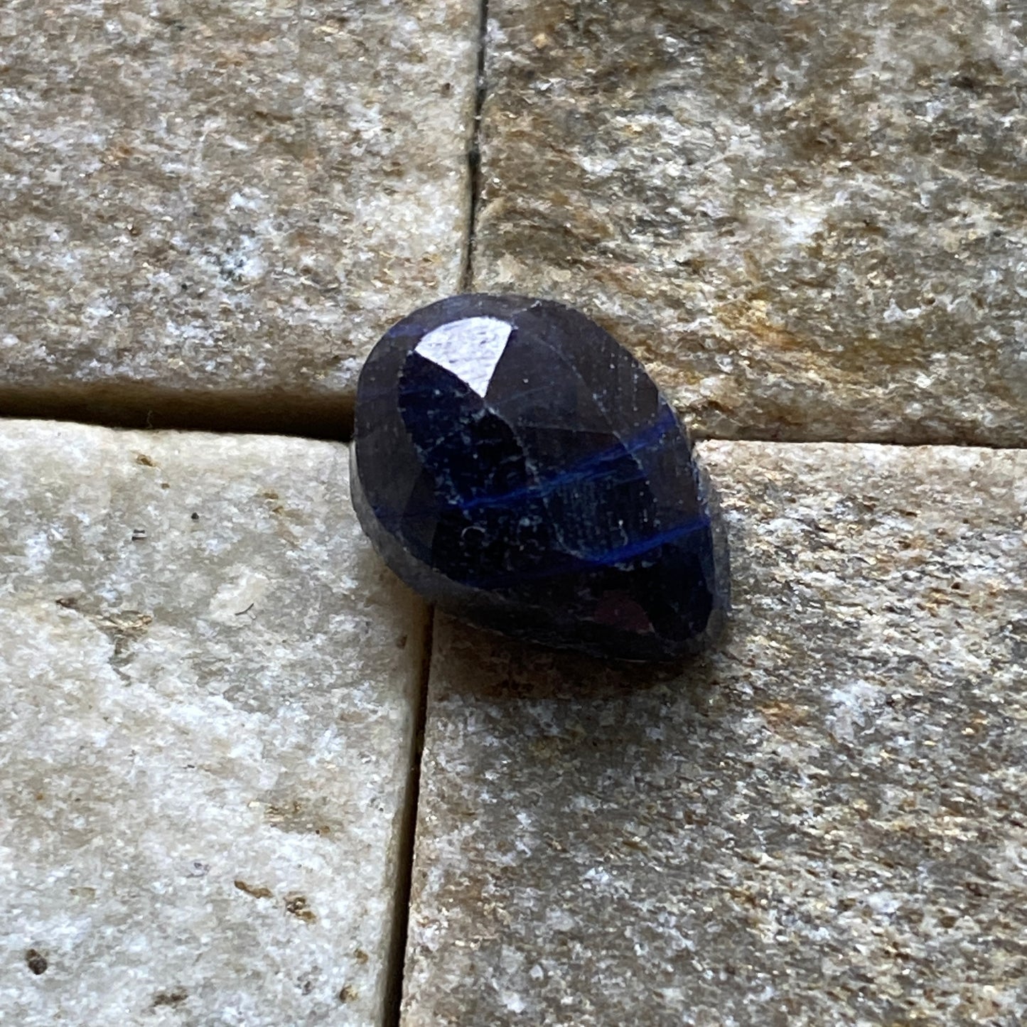 SAPPHIRE CORUNDUM NATURAL GEMSTONE - KASHMI, INDIA  6.20Ct  MFG5096