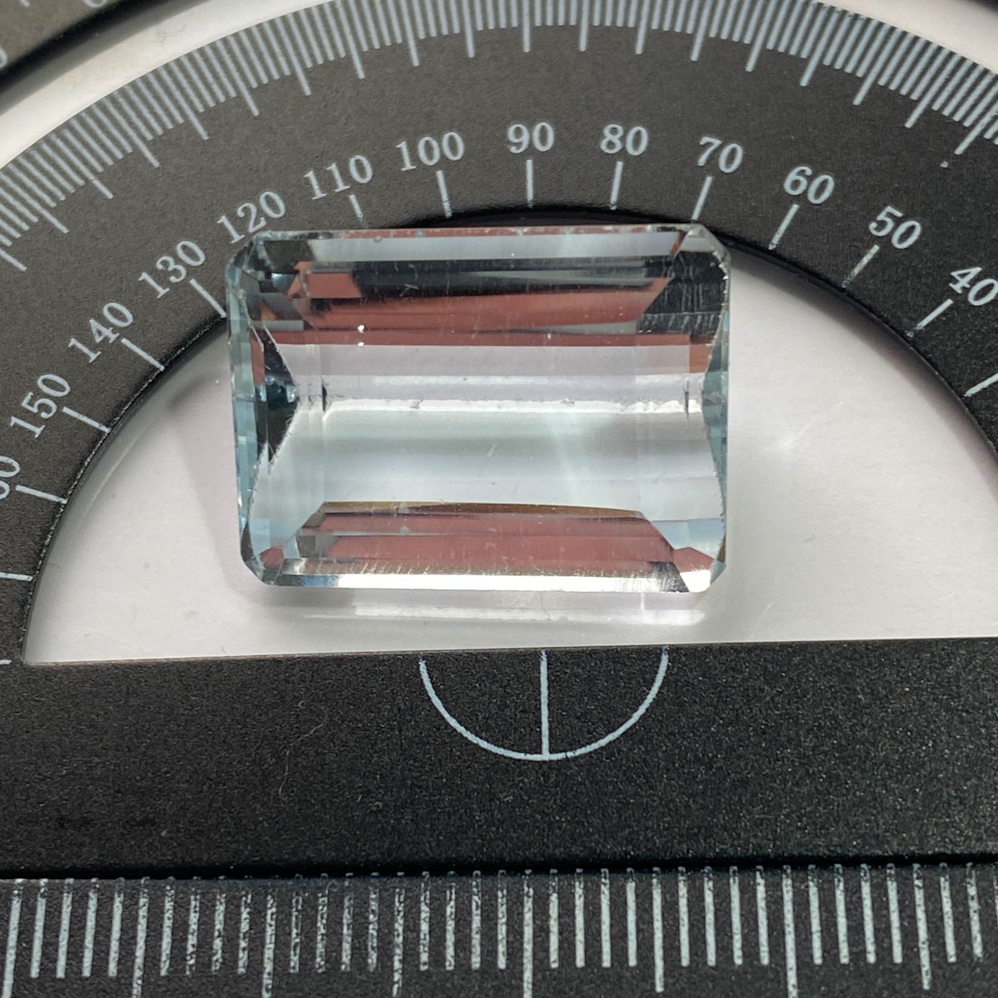 TOPAZ NATURAL GEMSTONE - PADRE PARAISO, MINAS GERAIS BRAZIL 28.90Ct MFG5424