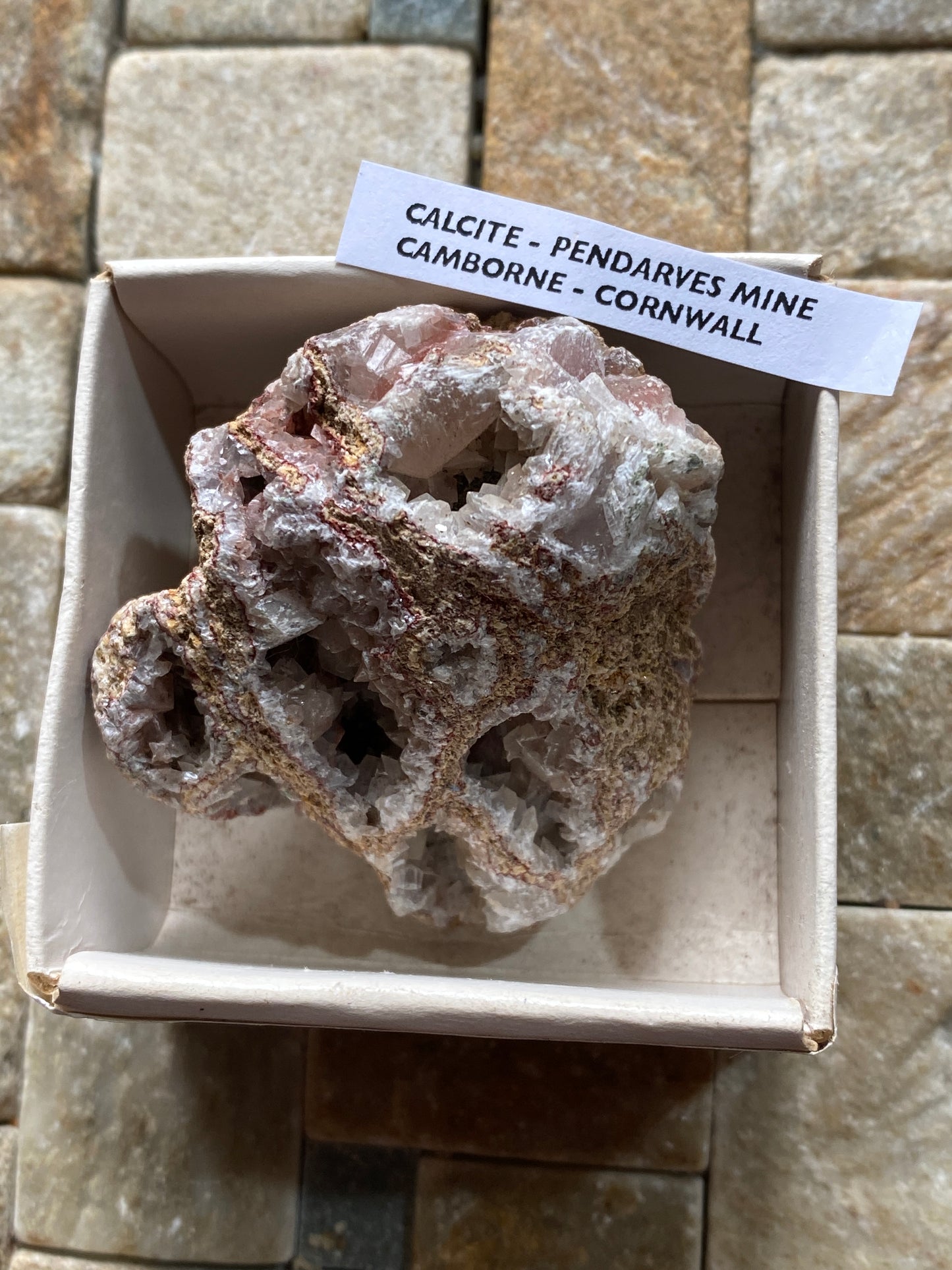 CALCITE : PENDARVES MINE, KILLIVOSE, CAMBORNE, CORNWALL  55g. MF5067