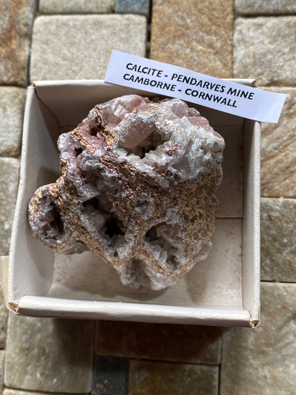 CALCITE : PENDARVES MINE, KILLIVOSE, CAMBORNE, CORNWALL  55g. MF5067