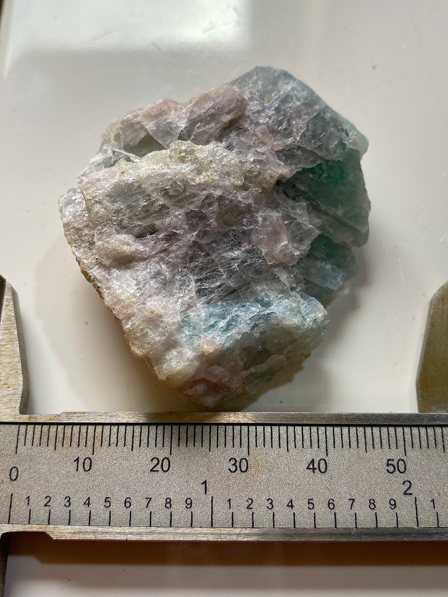 FLUORITE : GROVERAKE MINE, ROOKHOPE, CO DURHAM, ENGLAND. 48g. MF5068