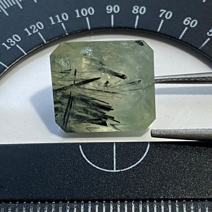 PREHNITE WITH EPIDOTE NEEDLES GEMSTONE - KAYES REGION, MALI. AFRICA 13.17Ct MFG5416