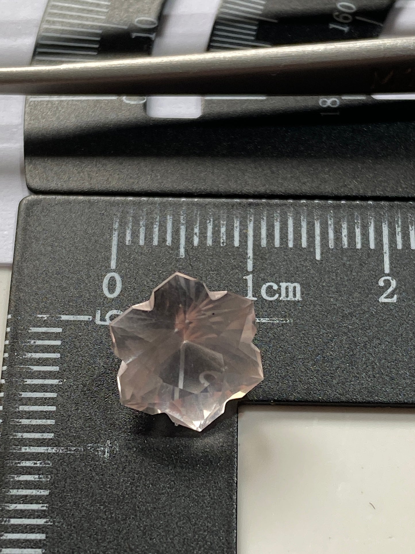 SNOWFLAKE AMETHYST GEMSTONE : GOBOBOSEB MTS., ERONGO, NAMIBIA 3.84Ct MFG4964