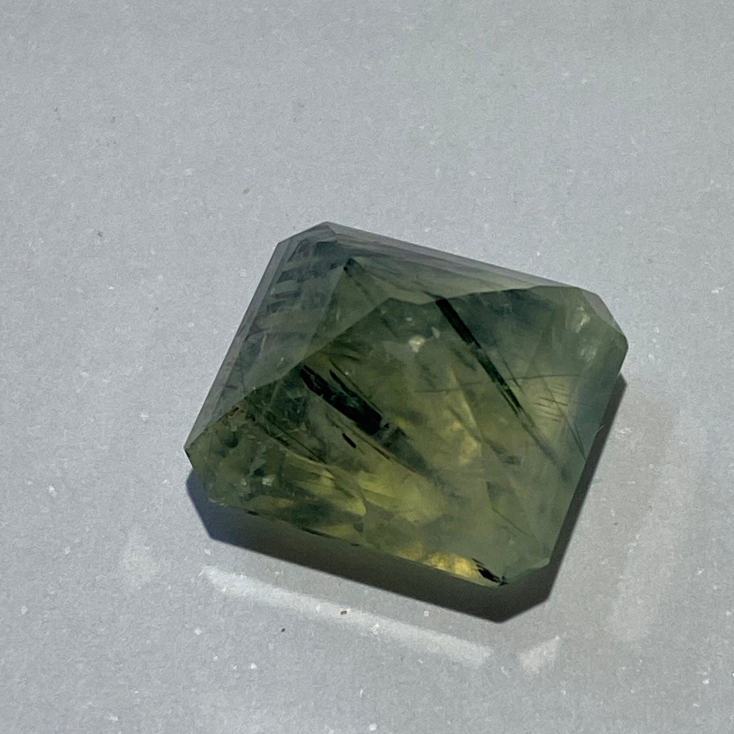 PREHNITE WITH EPIDOTE NEEDLES GEMSTONE - KAYES REGION, MALI. AFRICA 13.17Ct MFG5416