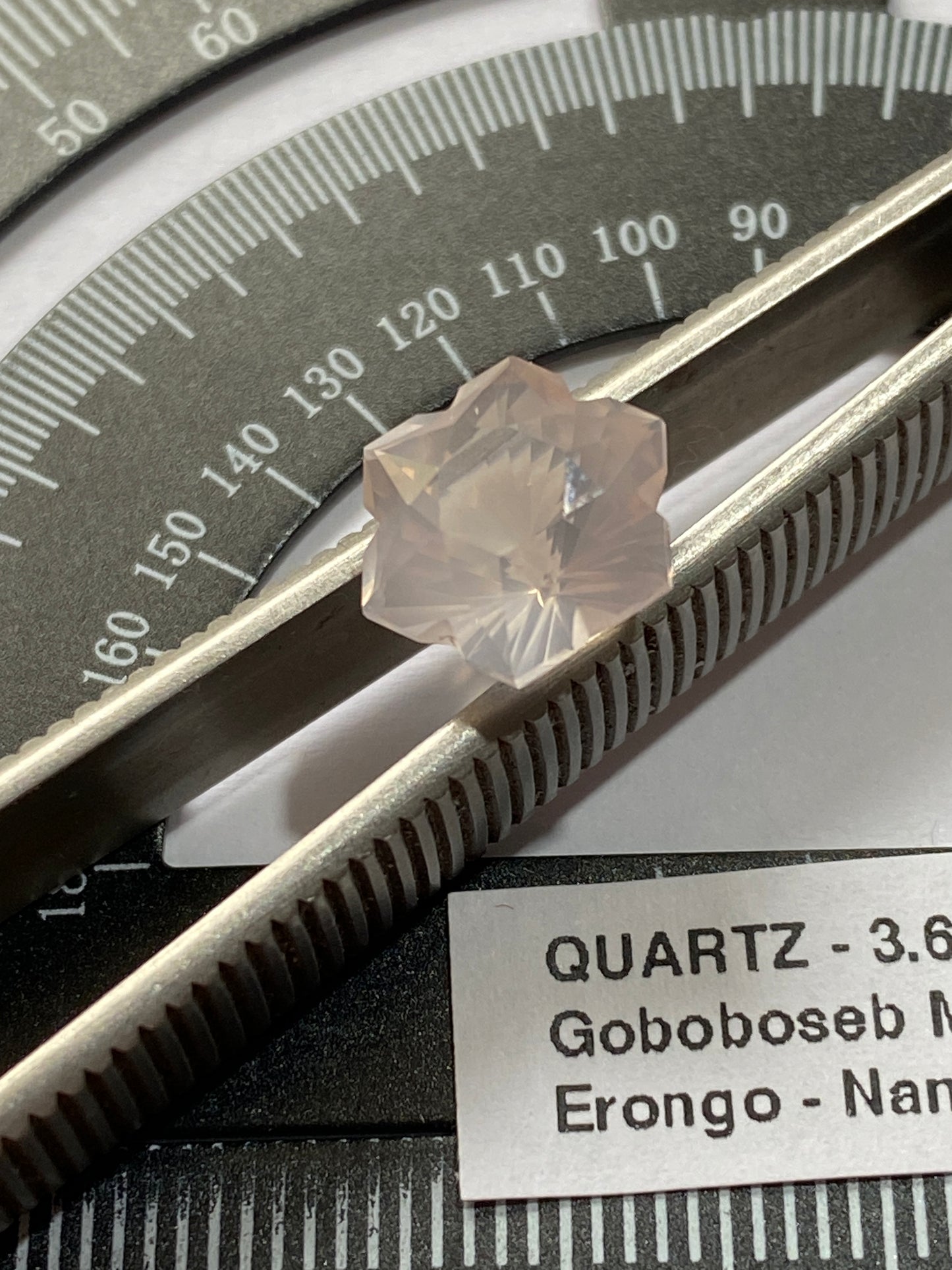 "SNOWFLAKE" ROSE DE FRANCE AMETHYST QUARTZ GEMSTONE  : GOGOBOSEM MTS, ERONGO, NAMIBIA, AFRICA. 3.64Ct. MFG4965