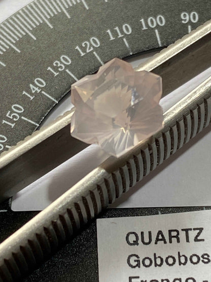 "SNOWFLAKE" ROSE DE FRANCE AMETHYST QUARTZ GEMSTONE  : GOGOBOSEM MTS, ERONGO, NAMIBIA, AFRICA. 3.64Ct. MFG4965