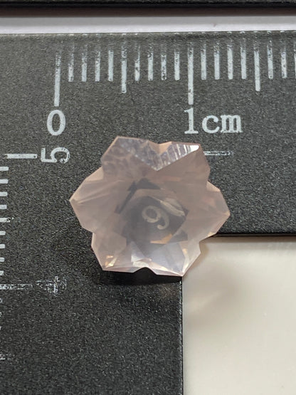 "SNOWFLAKE" ROSE DE FRANCE AMETHYST QUARTZ GEMSTONE  : GOGOBOSEM MTS, ERONGO, NAMIBIA, AFRICA. 3.64Ct. MFG4965