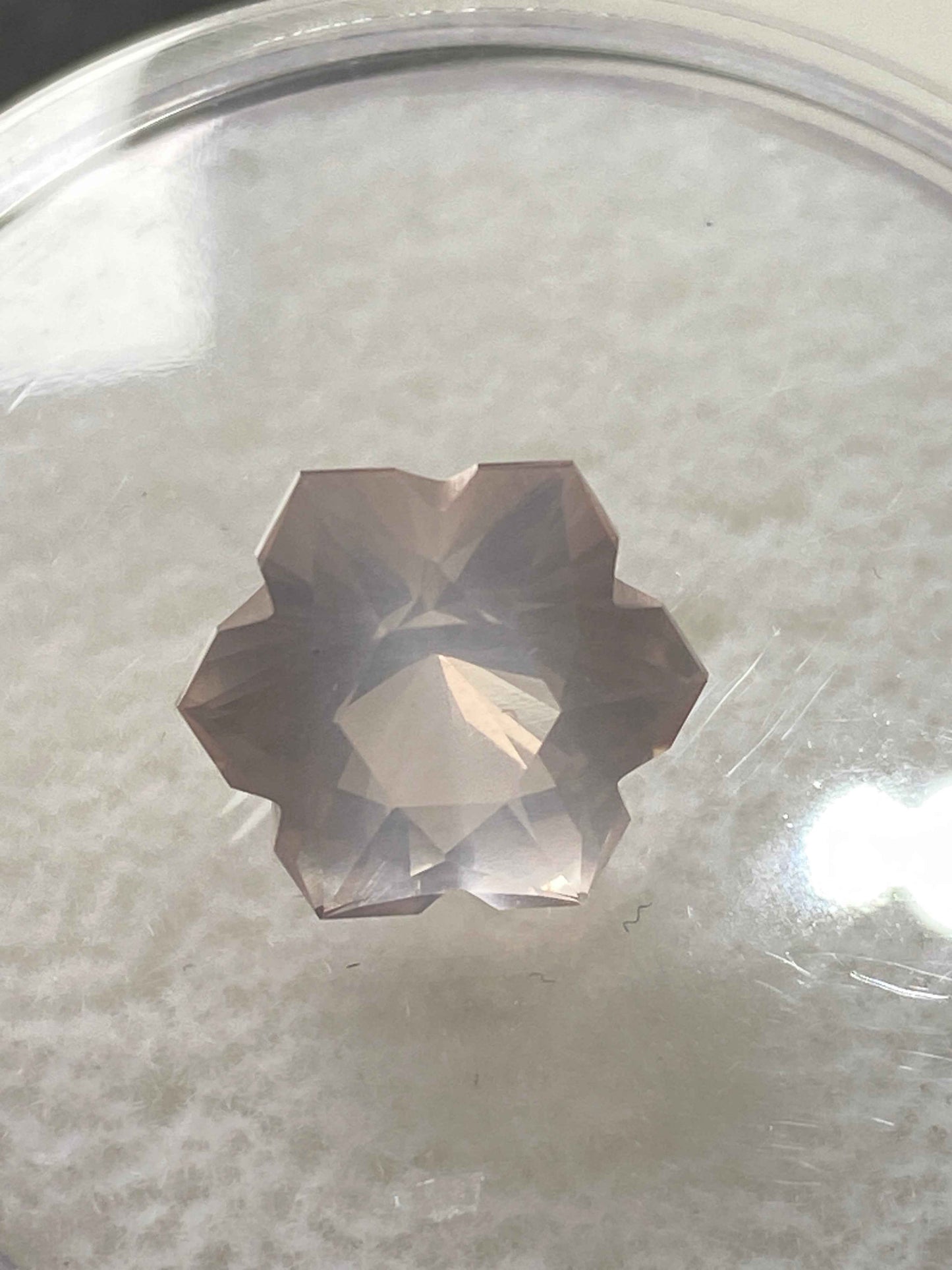 "SNOWFLAKE" ROSE DE FRANCE AMETHYST QUARTZ GEMSTONE  : GOGOBOSEM MTS, ERONGO, NAMIBIA, AFRICA. 3.64Ct. MFG4965