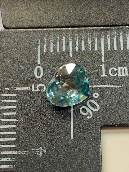 ZIRCON NATURAL GEMSTONES x 3 : RATANAKIRI, CAMBODIA  4.83Ct  MFG 4966