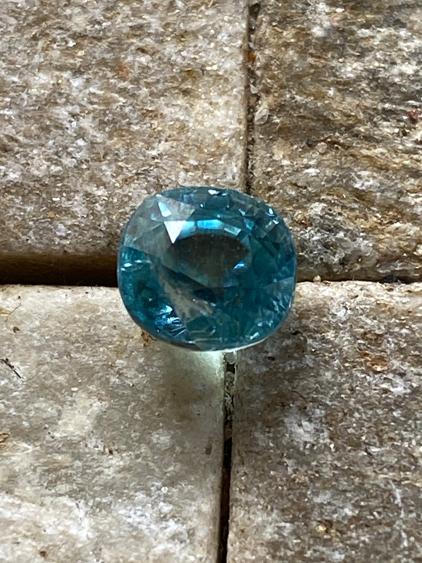 ZIRCON NATURAL GEMSTONES x 3 : RATANAKIRI, CAMBODIA  4.83Ct  MFG 4966
