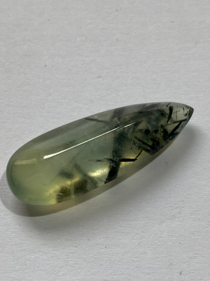 PREHNITE NATURAL GEMSTONE :  KAYES REGION, MALI, AFRICA 15.17Ct. MFG4967