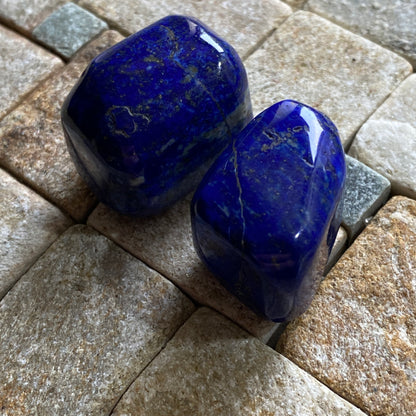 LAPIS LAZULI NATURAL GEMSTONES - LADJUAR MEDAM, AFGHANISTAN  MFG5105