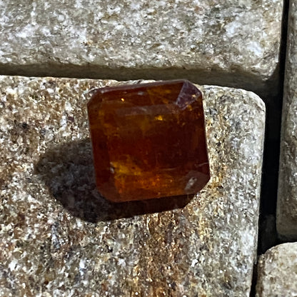 KYANITE RARE ORANGE GEMSTONE - MUSTANG DISTRICT, NEPAL  2.40Ct MFG5390