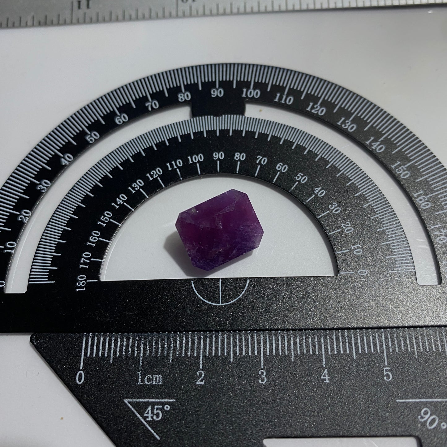 SAPPHIRE CORUNDUM NATURAL GEMSTONE - KITETO, MANYARA, TANZANIA 15.10Ct MFG5396