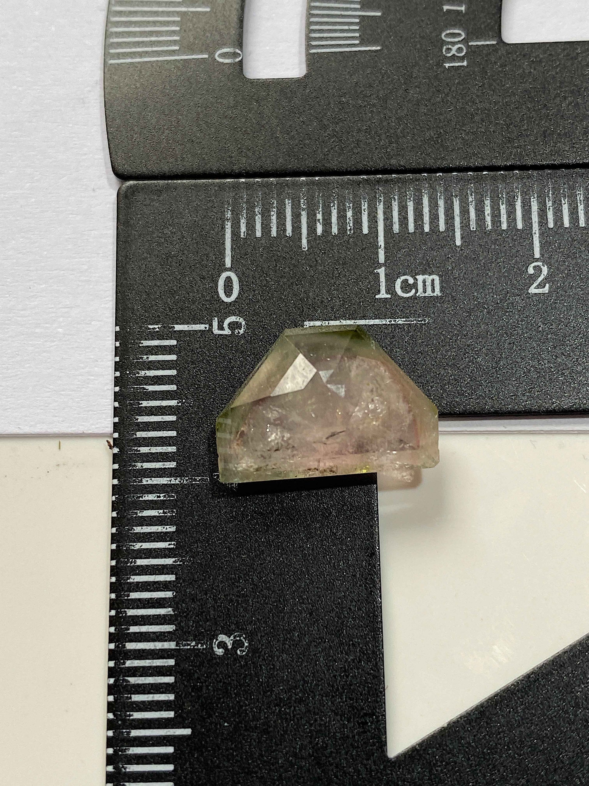 "WATERMELON" NATURAL TOURMALINE GEMSTONE : HIMALAYA MINE, CALIFORNIA, U.S.A. 5.15Ct. MFG4969