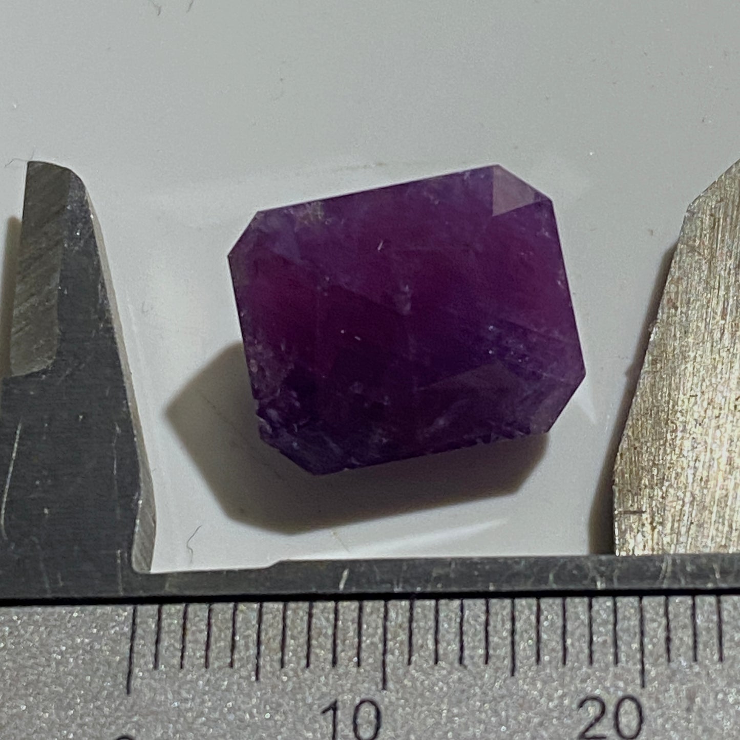 SAPPHIRE CORUNDUM NATURAL GEMSTONE - KITETO, MANYARA, TANZANIA 15.10Ct MFG5396