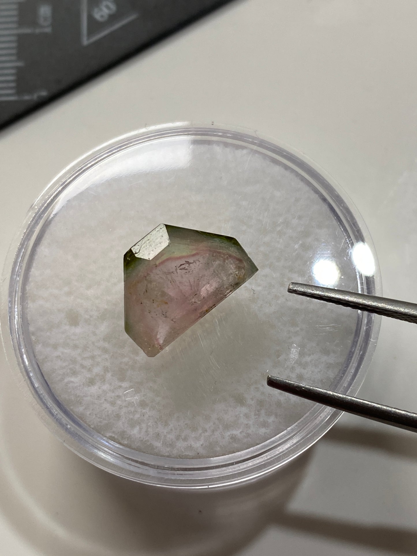 "WATERMELON" NATURAL TOURMALINE GEMSTONE : HIMALAYA MINE, CALIFORNIA, U.S.A. 5.15Ct. MFG4969