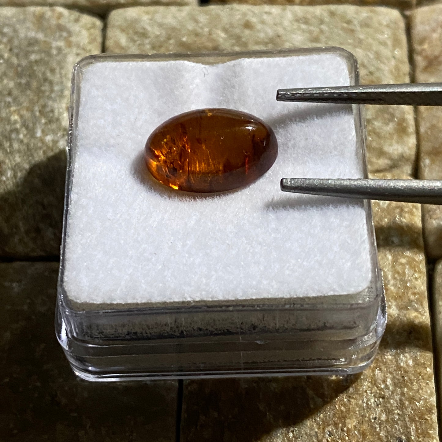 NATURAL AMBER GEMSTONE - BALTIC COAST, LATVIA. 1.45Ct  MFG5402