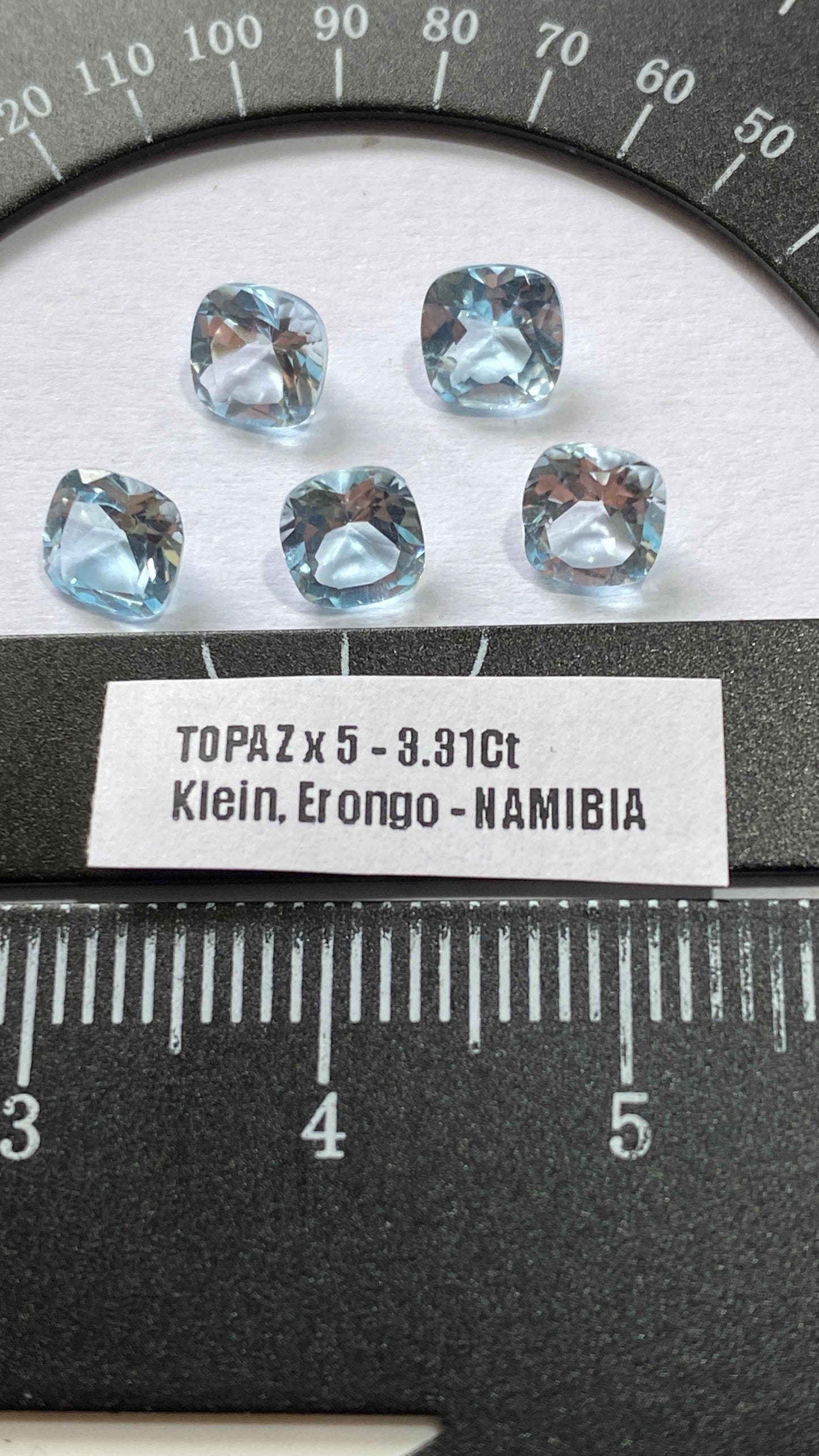 TOPAZ NATURAL GEMSTONES x 5 : KAGHAN VALLEY, PAKISTAN. 3.31Ct. MFG4974