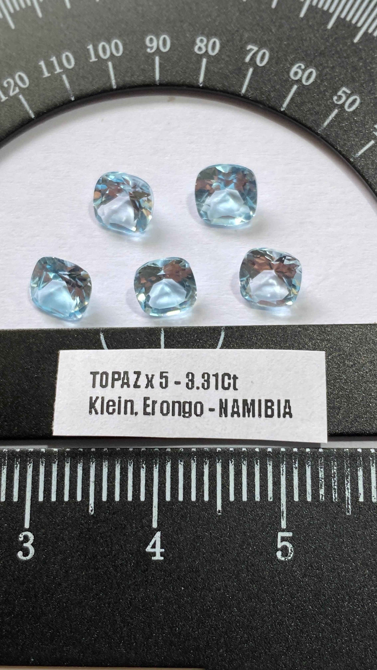 TOPAZ NATURAL GEMSTONES x 5 : KAGHAN VALLEY, PAKISTAN. 3.31Ct. MFG4974