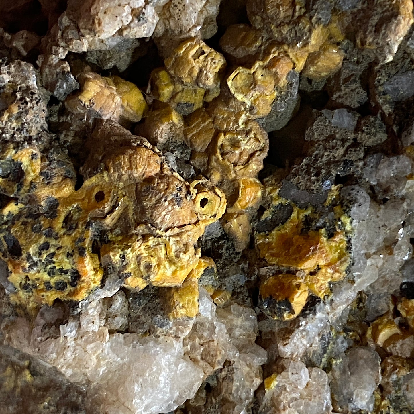 MIMETITE (ETC) - DRY GILL MINE, CALDBECK, ALLERDALE, CUMBRIA, ENGLAND