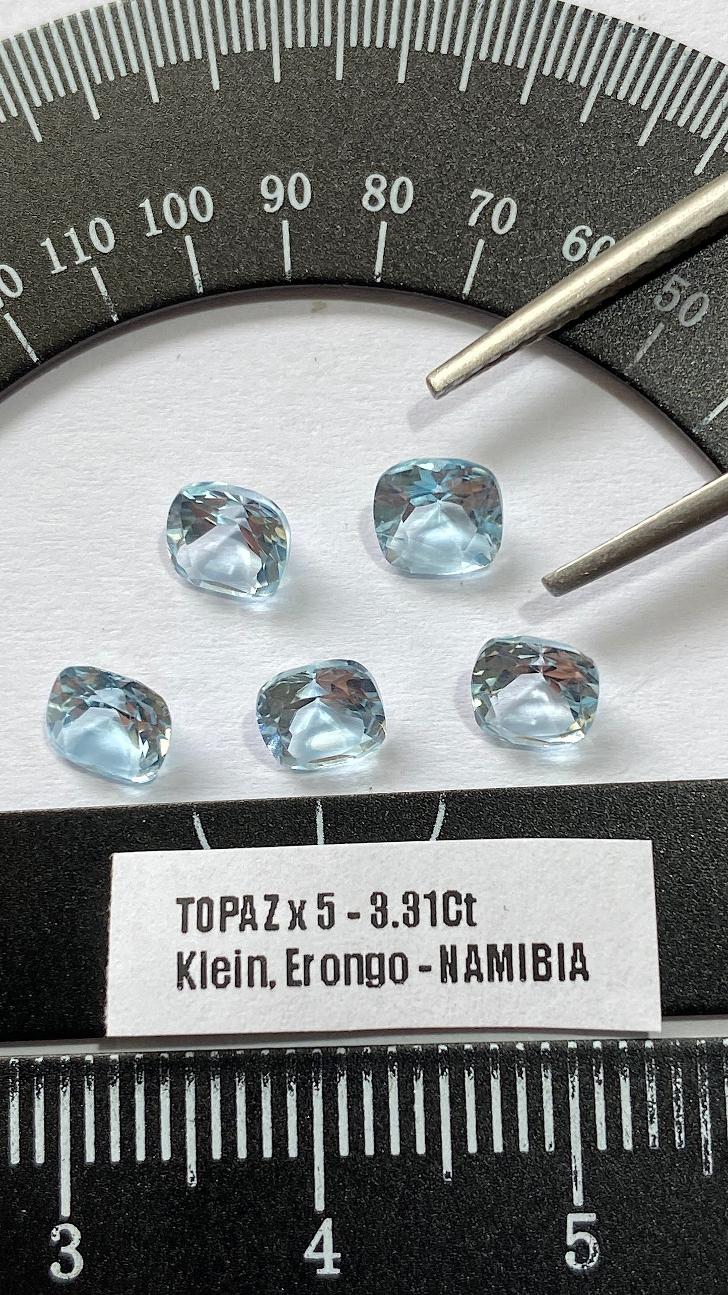 TOPAZ NATURAL GEMSTONES x 5 : KAGHAN VALLEY, PAKISTAN. 3.31Ct. MFG4974