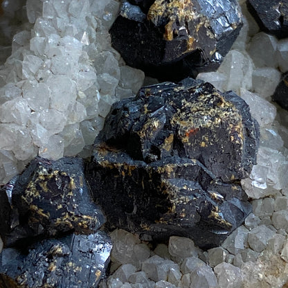 SPHALERITE ON QUARTZ, SMALLCLEUGH MINE, CUMBRIA 24g MF1849