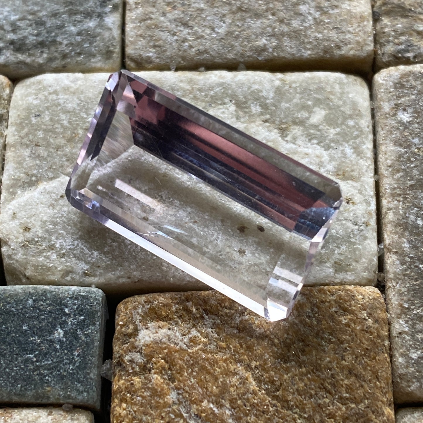 ROSE DE FRANCE AMETHYST EXCEPTIONAL GEMSTONE - AMETISTA, BRAZIL 20.30Ct MFG5387