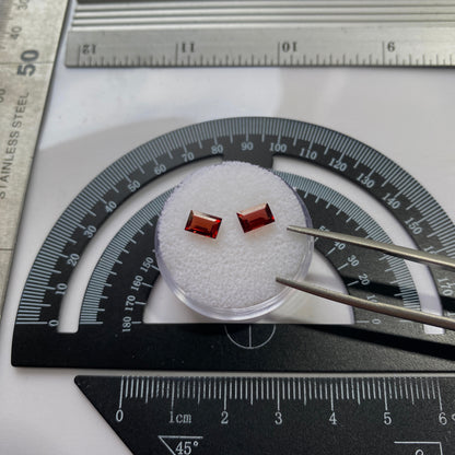 SPINEL RARE GEMSTONES x 2 - PEIN-PYIT, MOGIOK, MANDALAY, BURMA 1.40Ct MFG 5426