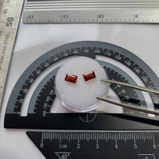 SPINEL RARE GEMSTONES x 2 - PEIN-PYIT, MOGIOK, MANDALAY, BURMA 1.40Ct MFG 5426