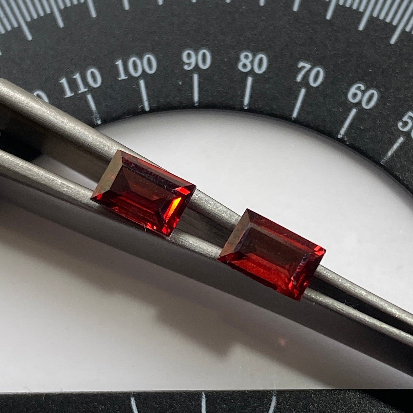 SPINEL RARE GEMSTONES x 2 - PEIN-PYIT, MOGIOK, MANDALAY, BURMA 1.40Ct MFG 5426