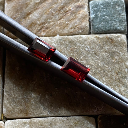 SPINEL RARE GEMSTONES x 2 - PEIN-PYIT, MOGIOK, MANDALAY, BURMA 1.40Ct MFG 5426