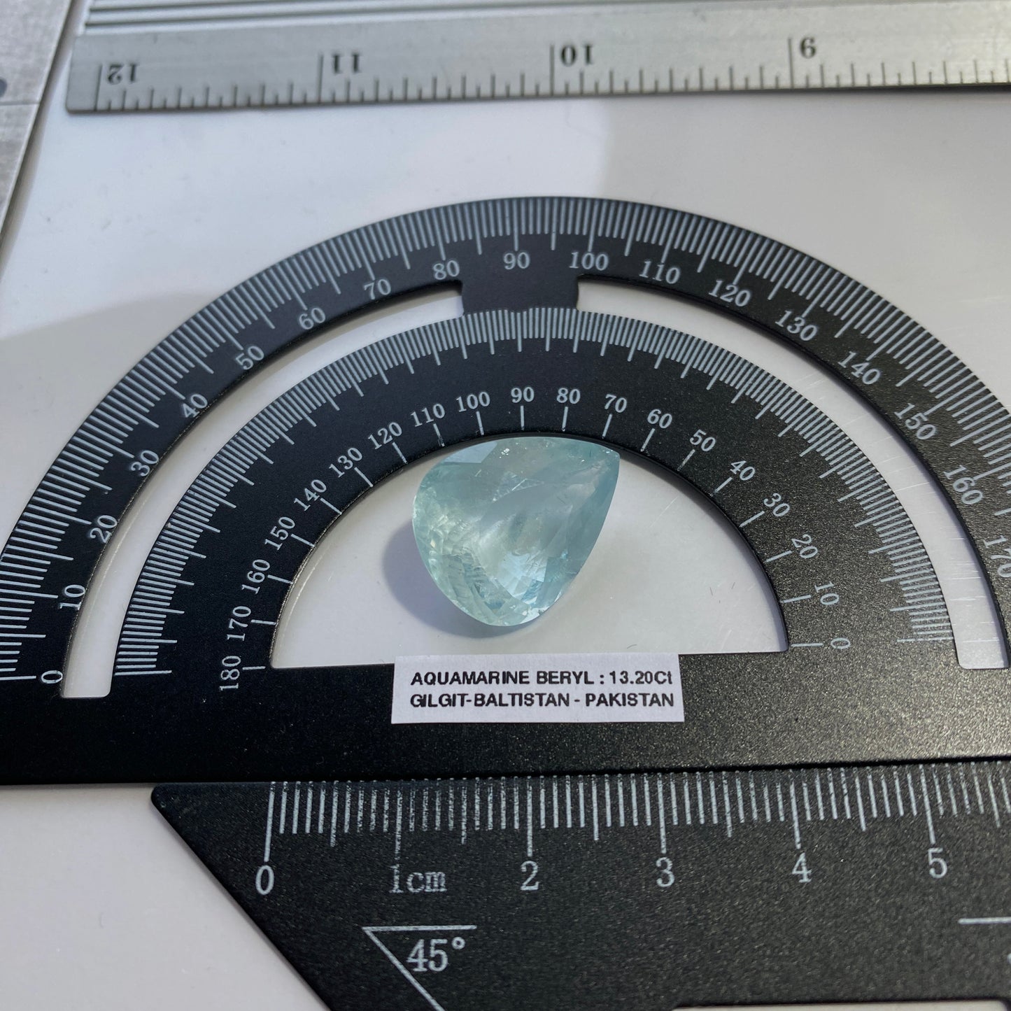 AQUAMARINE BERYL NATURAL GEMSTONE - SHENGUS, ROUNDU, PAKISTAN 13.20Ct MFG5365