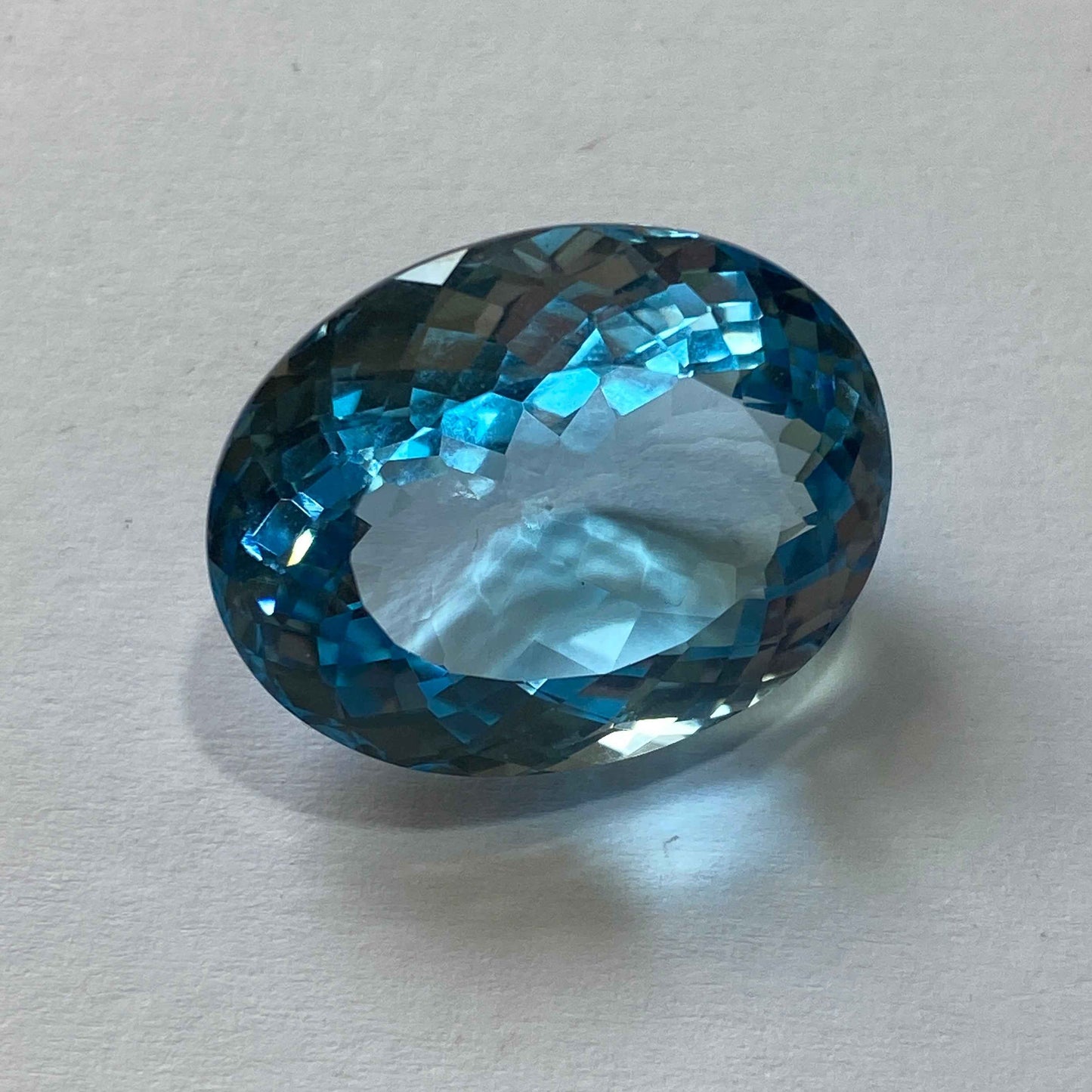 TOPAZ NATURAL MINED GEMSTONE : XANDA MINE, VIRGEM DA LAPA, BRAZIL  32.60Ct. MFG4978