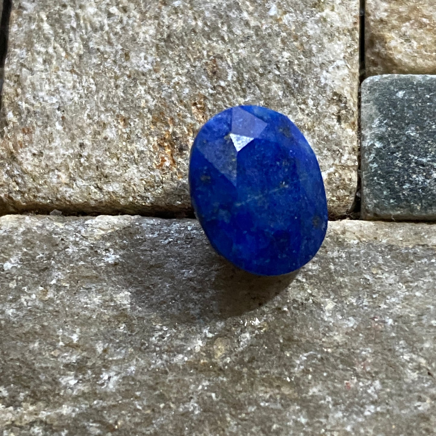 LAPIS LAZULI NATURAL GEMSTONE - LADJUAR MEDAM, AFGHANISTAN 3.27Ct MFG5310